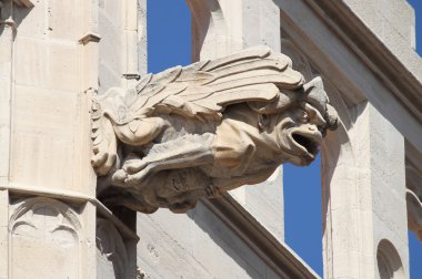 Palma de Mallorca'da La Lonja anıt, çirkin yaratık