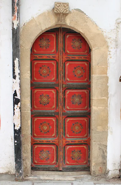 Wooden Medieval Arched Style Front Door — Stock Photo, Image