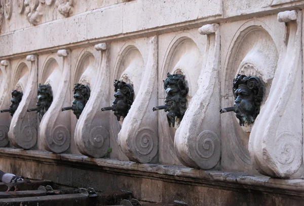 Calamo фонтан у Анкона — стокове фото