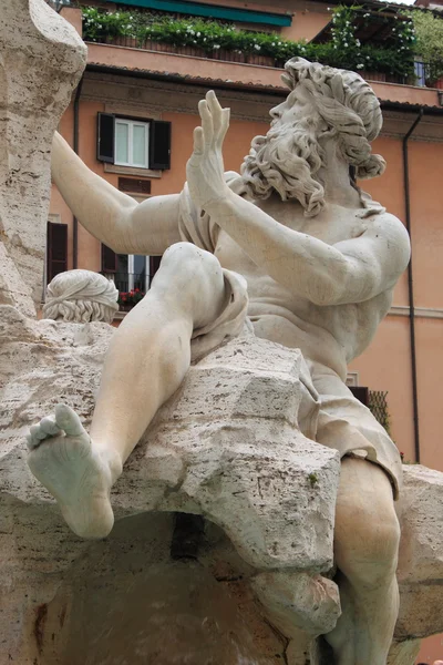 Marmorbrunnen auf dem Platz von Navona in Rom — Stockfoto