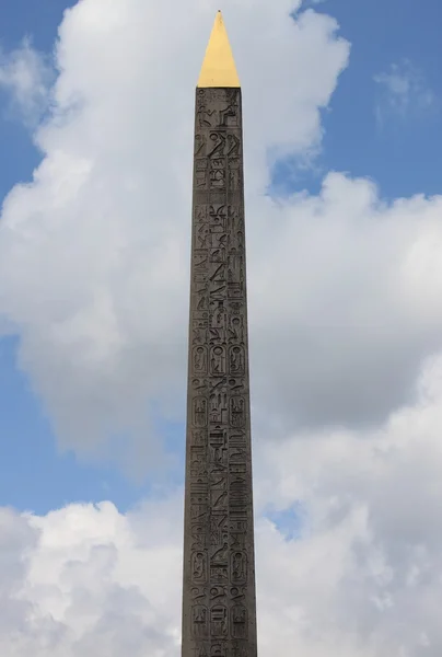 Obelisco Egípcio de Luxor na Place de la Concorde em Paris — Fotografia de Stock