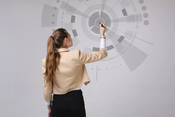 Tecnología del futuro. Mujer trabajando con interfaz futurista — Foto de Stock