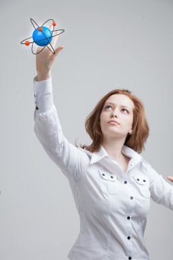 Kadın bilim atom modeli, araştırma kavramı ile