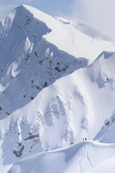 Berglandschap, skigebied Krasnaya Polyana. Sochi, Rusland Caucasus Mountains. — Stockfoto