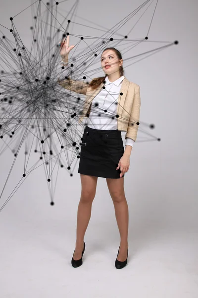 Wereldwijde netwerk verbinding concept, vrouw die werkt met futuristische computerinterface. — Stockfoto