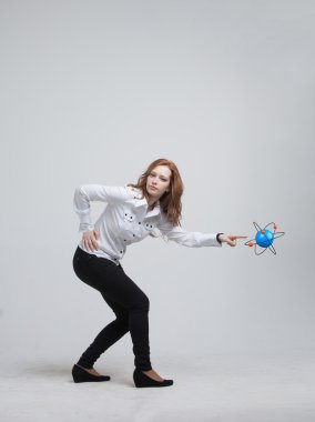 Kadın bilim atom modeli, araştırma kavramı ile