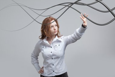 Elektrik kablolar ve teller, kadınla kavisli çizgiler