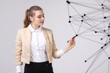 Dünya çapında ağ veya kablosuz Internet bağlantısı fütüristik konsept. Bağlantılı noktalar ile çalışan kadın.