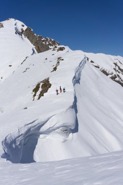 Yokuş yukarı freeride için aşırı spor yürüyüş snowboard
