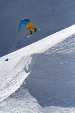 Kar Park, Kayak Snowboard atlar