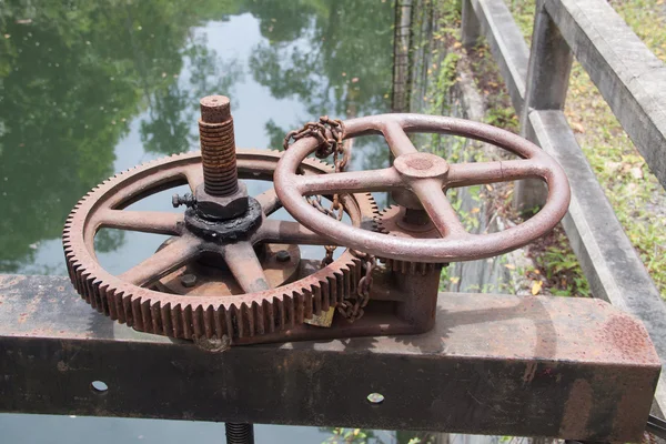 Irrigation Canal and Floodgate valve — Stock Photo, Image