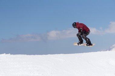 Snowboard atlar kar Park