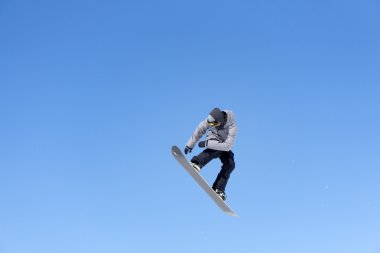 Snowboard atlar kar Park