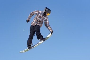Snowboard atlar kar Park