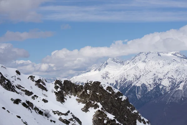 Paisaje nublado de montaña de Krasnaya Polyana, Rusia —  Fotos de Stock