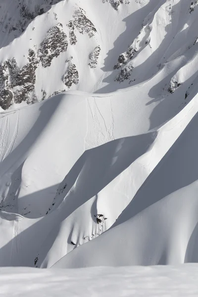 Snowy mountain slope — Stock Photo, Image