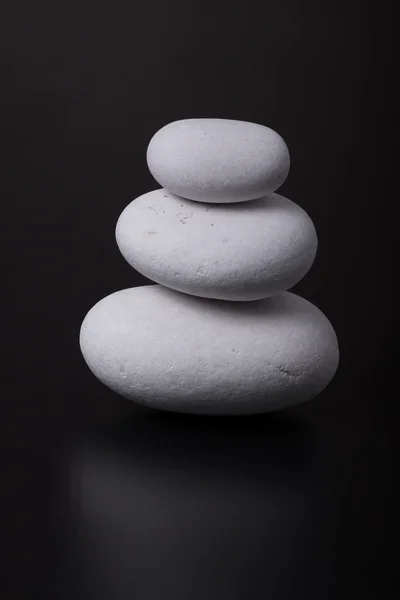 Siyah beyaz çakıl taşları — Stok fotoğraf