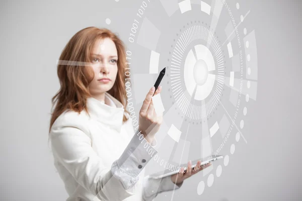 Technologie van de toekomst. Vrouw die werkt met de futuristische interface — Stockfoto