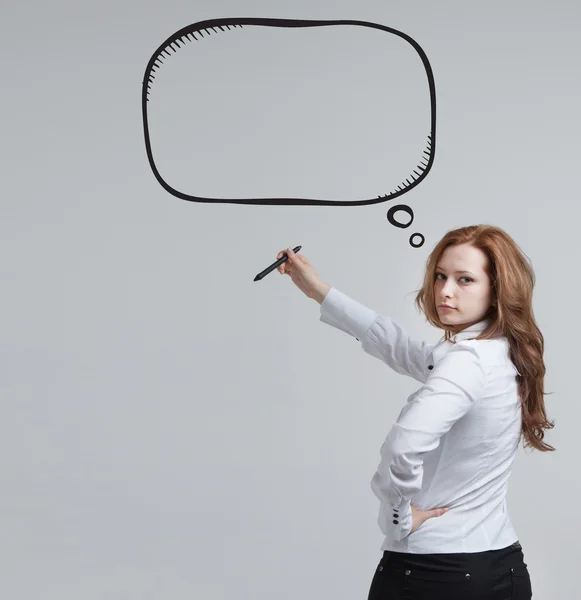 Mujer escribe en una nube de habla pintada — Foto de Stock