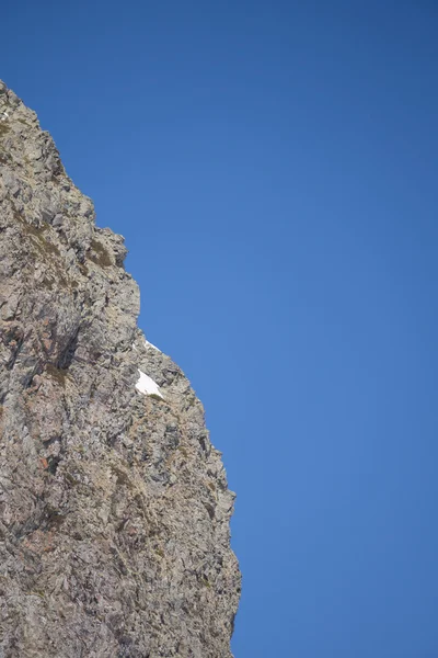 Steep rock and sky — Stock Photo, Image