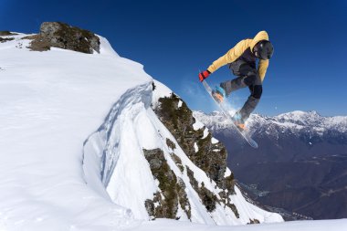 Snowboard atlar kar Park