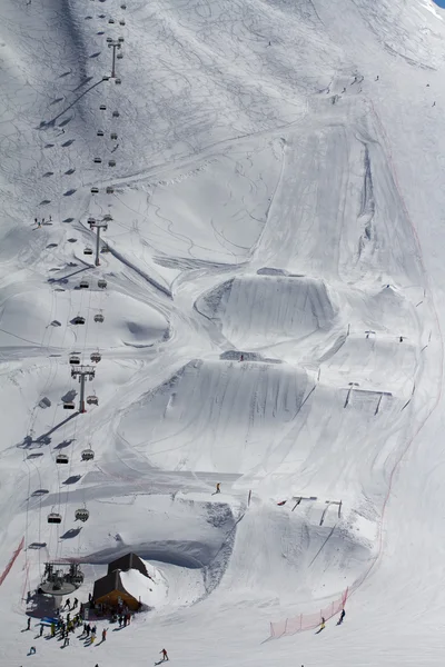 Snow park in mountain ski resort — Stock Photo, Image