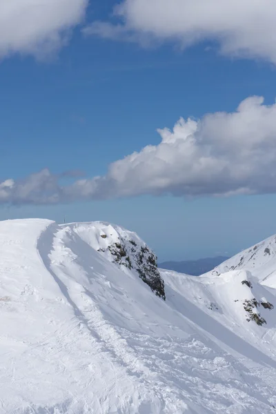 Bewolkt berglandschap van Krasnaja Poljana, Rusland — Stockfoto