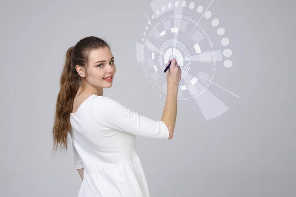 Technologia przyszłości. Kobieta pracuje z futurystyczny interfejs — Zdjęcie stockowe