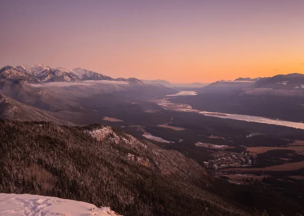 Columbia Vallery Mountain Sunset Invierno Cerca Invermere Columbia Británica Canadá — Foto de Stock