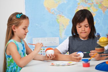 Gezegenler - bir güneş sistemi modeli için boyama çocuklar