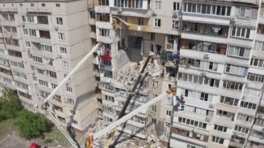 Yaşanan evde patlama üstüne kurtarma operasyonu