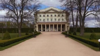 Eski kraliyet binasının Dolly zoom 'u. Avrupa 'da tarihi yapı mimarisi.