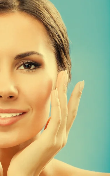 Portrait of beautiful woman, on blue — Stock Photo, Image