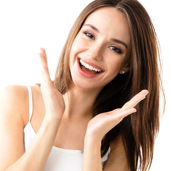 Jovem mulher mostrando sorriso — Fotografia de Stock