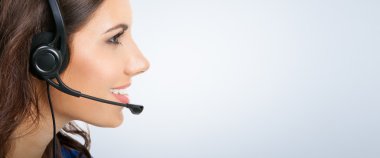 Destek telefonu operatörü kulaklık