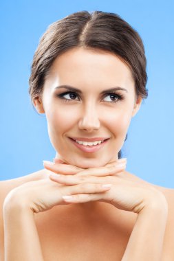 mavi güzel bir kadın portresi