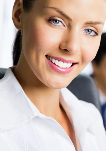 Happy smiling young business woman — Stock Photo, Image