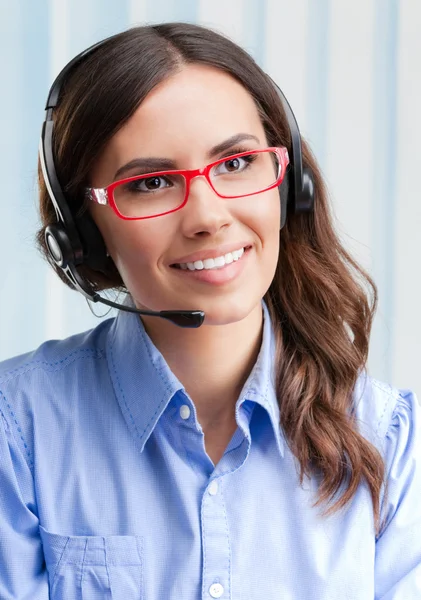 Operador de telefonía de soporte en auriculares —  Fotos de Stock