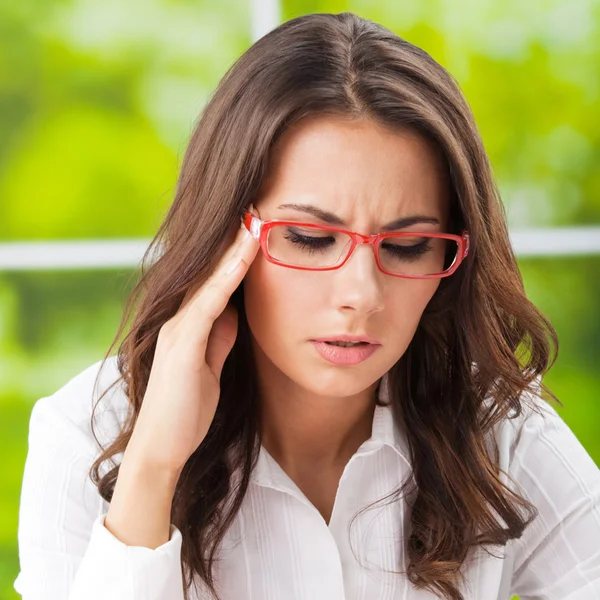 Thinking, tired or ill with headache businesswoman — Stock Photo, Image