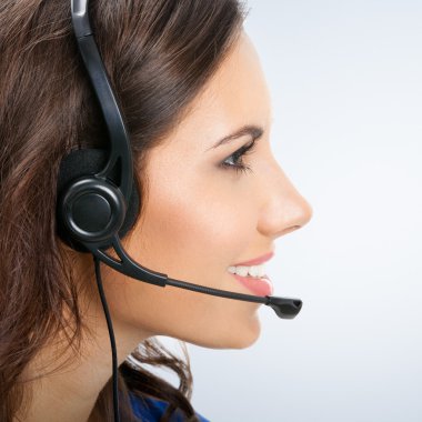 Destek telefonu operatörü kulaklık