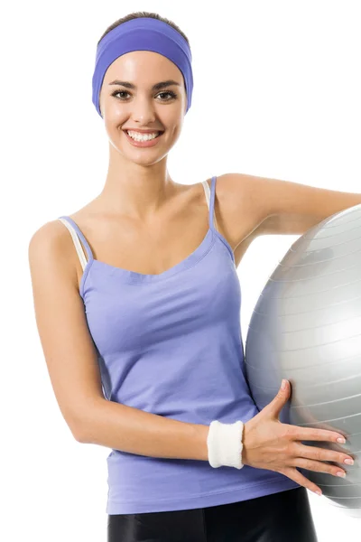 Retrato de mujer sonriente sosteniendo pelota de pilates fitness — Foto de Stock