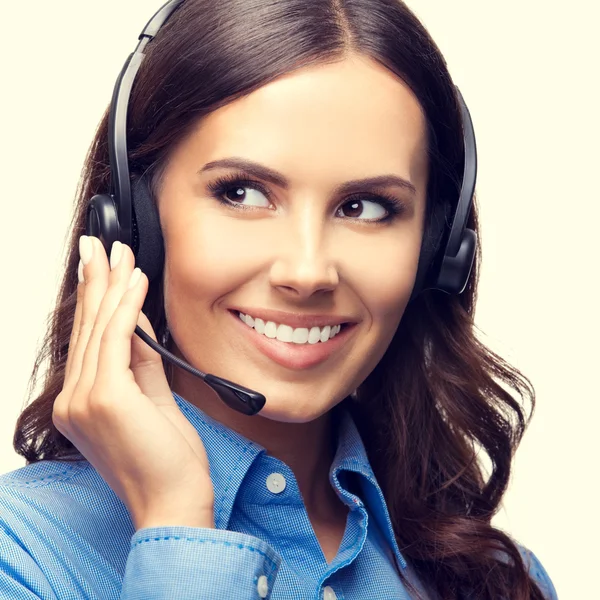 Portret van gelukkig lachend klant ondersteuning telefoon operator — Stockfoto