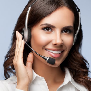 Müşteri desteği telefon operatörü kulaklık