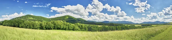 Panorama Beskydy montanhas — Fotografia de Stock