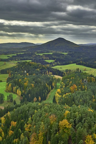 Pohled na podzimní krajina — Stock fotografie