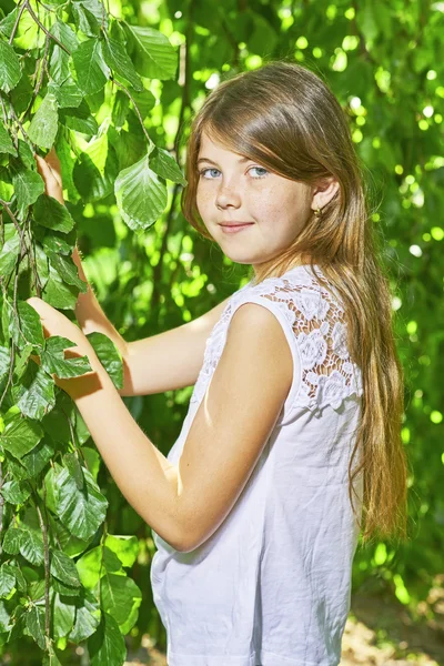 Portret młodej dziewczyny — Zdjęcie stockowe