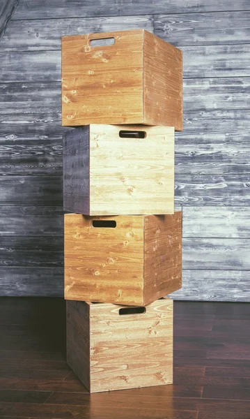 Stapel houten kisten — Stockfoto