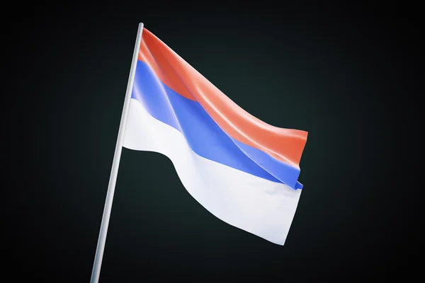 Serbiska flaggan på svart bakgrund — Stockfoto