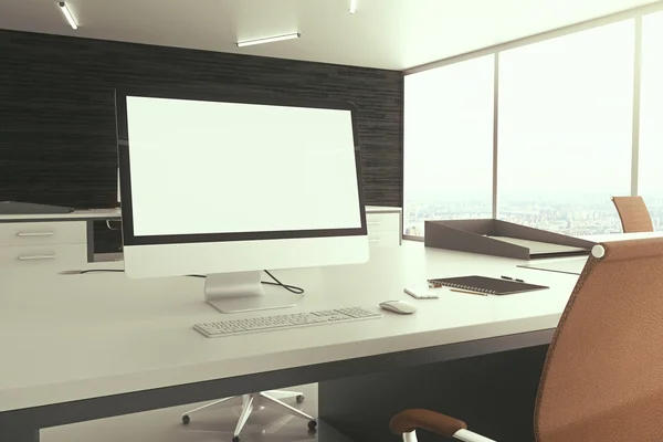 Blank white computer screen closeup — Stock Photo, Image