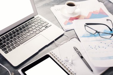 ahşap ofis masaüstü 